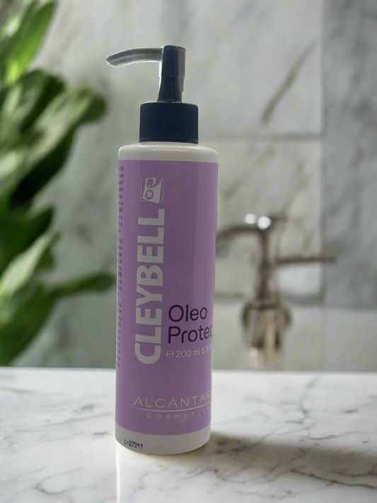 By Alcantara Cosmetics